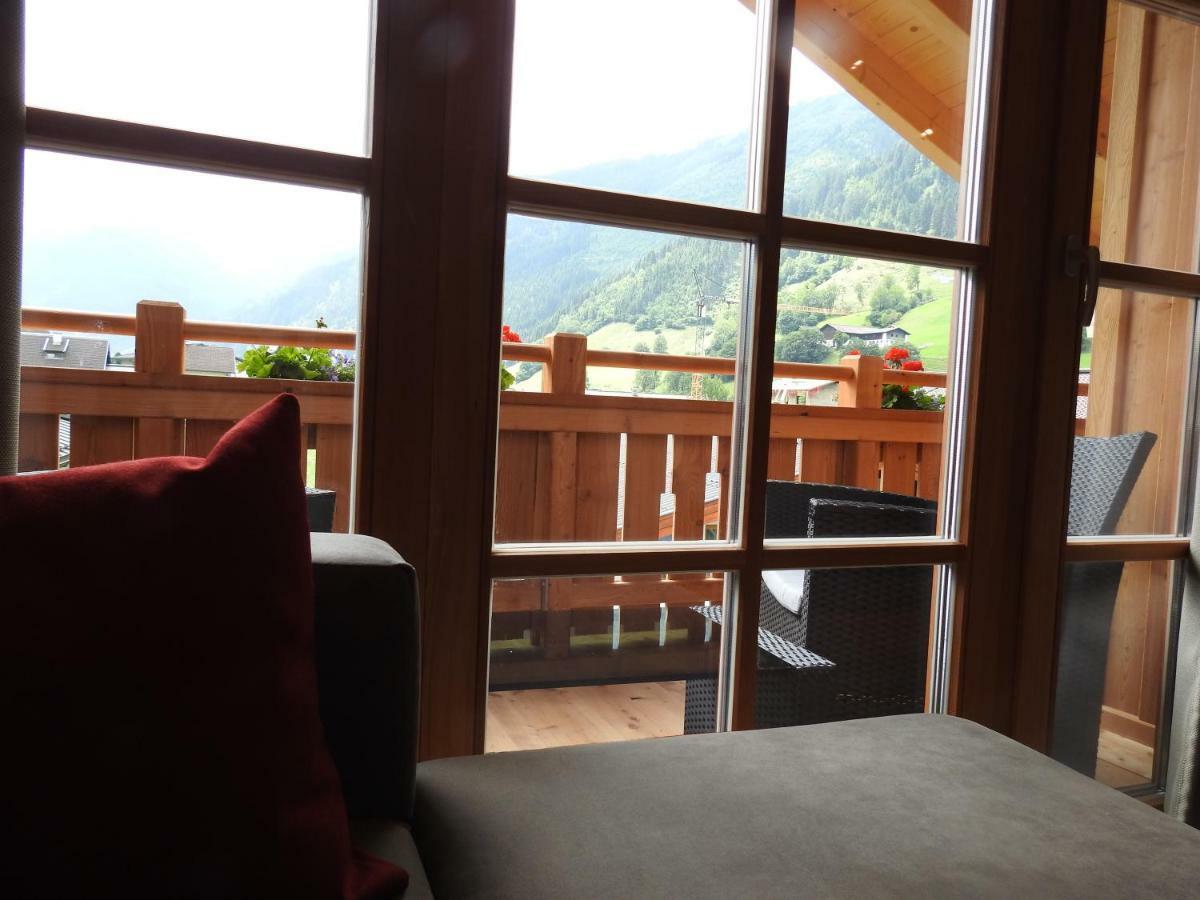 Blockhaus Ganschitter Apartment กรอสซาร์ล ภายนอก รูปภาพ