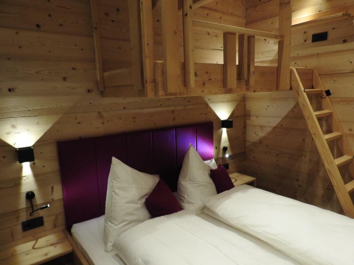 Blockhaus Ganschitter Apartment กรอสซาร์ล ภายนอก รูปภาพ